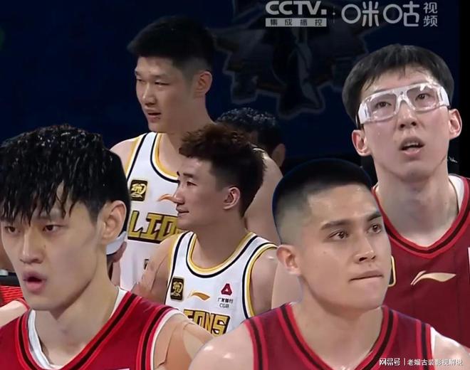 北京男篮对阵大连队，全队备战意志坚定(北京男篮对阵大连队,全队备战意志坚定不移)