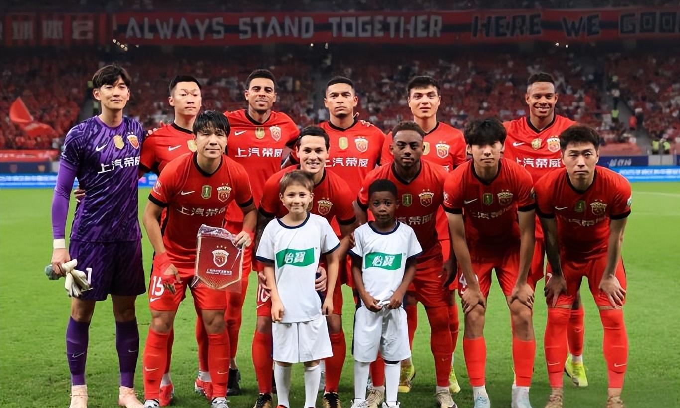 关于中超-李新翔传射蒯纪闻送助攻上海海港3-0大连英博的信息