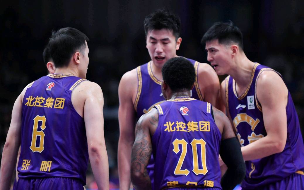 包含媒体人:美国资产越来越高CBA零元卖队乏人问津的词条