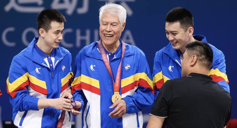 包含辽宁媒体人“过大年”，广东宏远正式回应，新赛季或大变的词条
